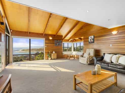 123 Wintle Street, Mangawhai Heads