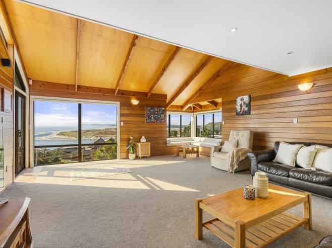 123 Wintle Street, Mangawhai Heads