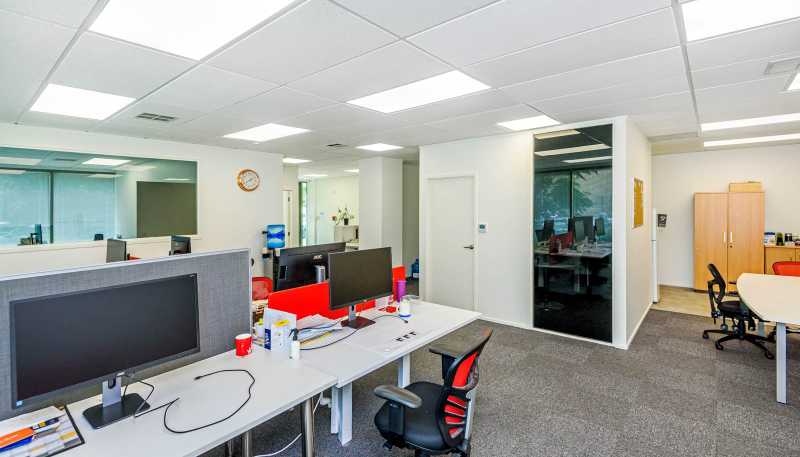 Unit F/112 Bush Road, Rosedale