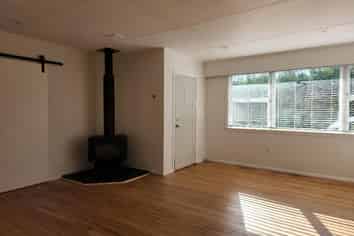 28 Old South Road, Okato