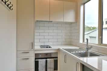 9 Carlyle St , NORTH EAST VALLEY