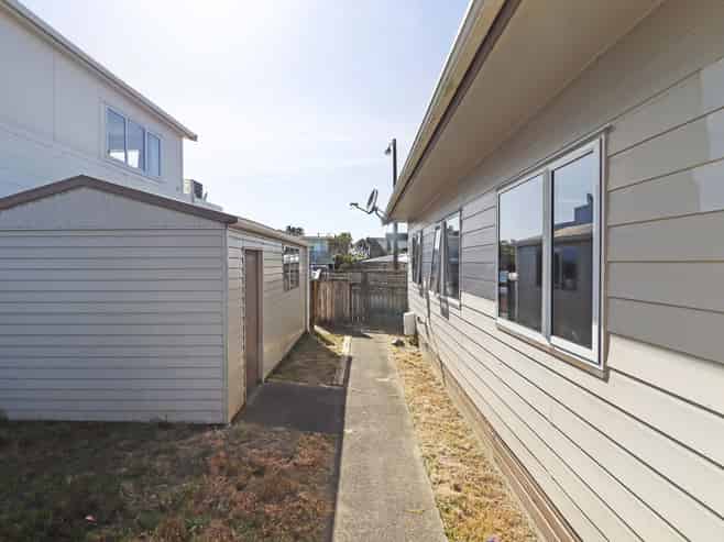 275 Dowse Drive, Maungaraki