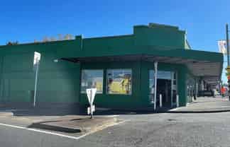 PROMINENT CORNER - ONEHUNGA
