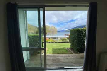 12/4 Lake Avenue, Frankton