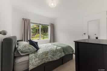 13 Roseneath Place, Birkdale