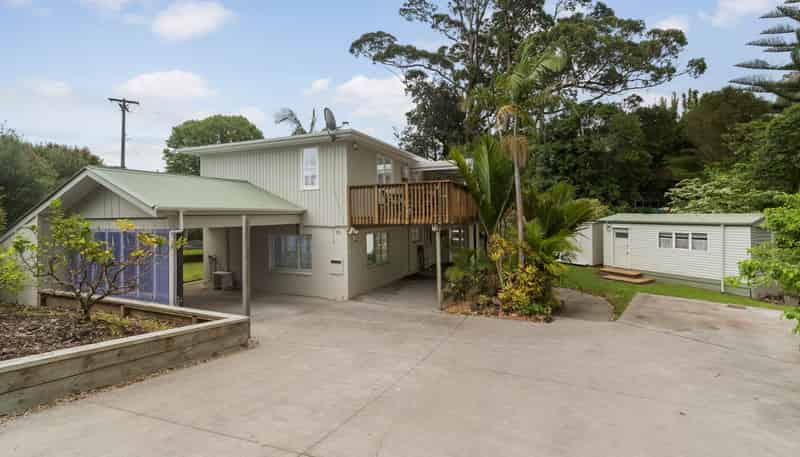 13 Roseneath Place, Birkdale