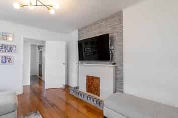 23 Ropata Avenue, Point England