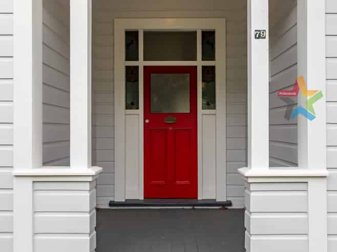 79 Queens Drive, Lyall Bay