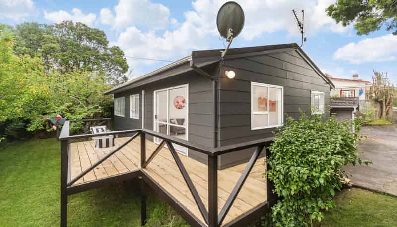 169C Chivalry Road, Glenfield