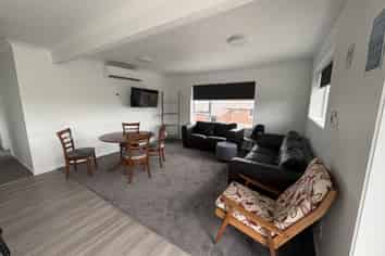 3/170 Otonga Road, Springfield