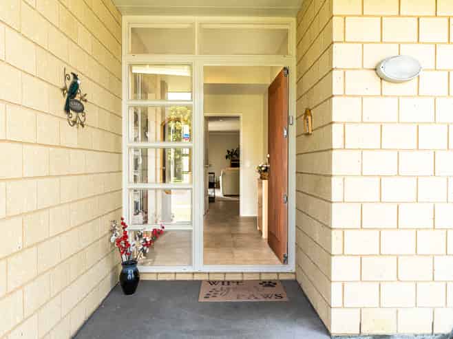 96 Farringdon Avenue, Rototuna North