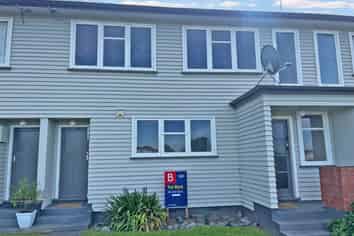 Manawatu / Whanganui - Address withheld