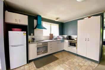 2/42 Orams Road, Manurewa