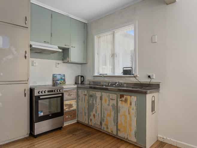 17A Amokura Road, Taneatua