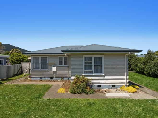 17A Amokura Road, Taneatua