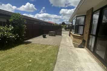 2/12 Ford Avenue, Kamo