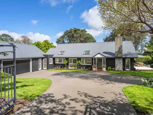 50 Huia Street, Waikanae