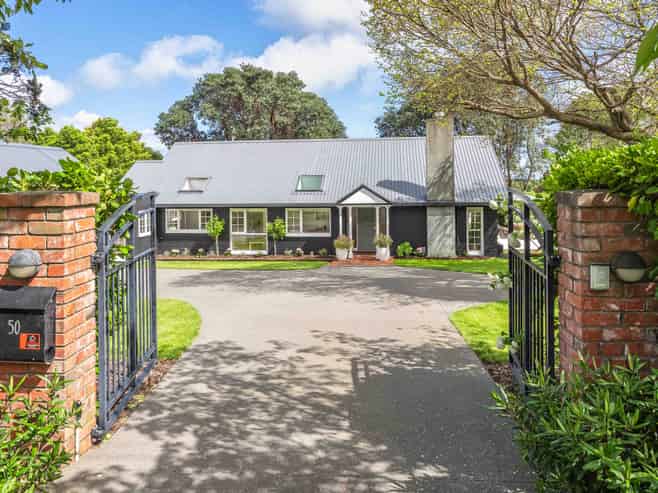 50 Huia Street, Waikanae