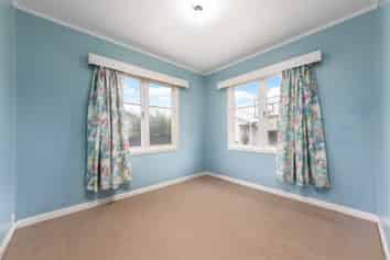 1137 New North Road, Mount Albert