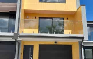 10d White road, Manurewa