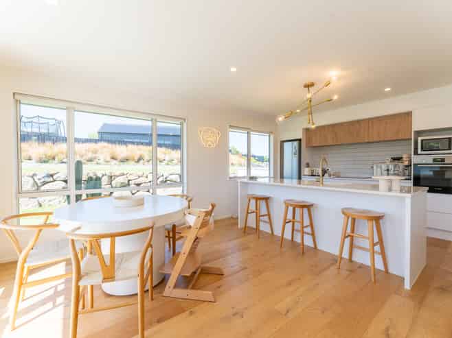 41 Meadowstone Street, Gleniti