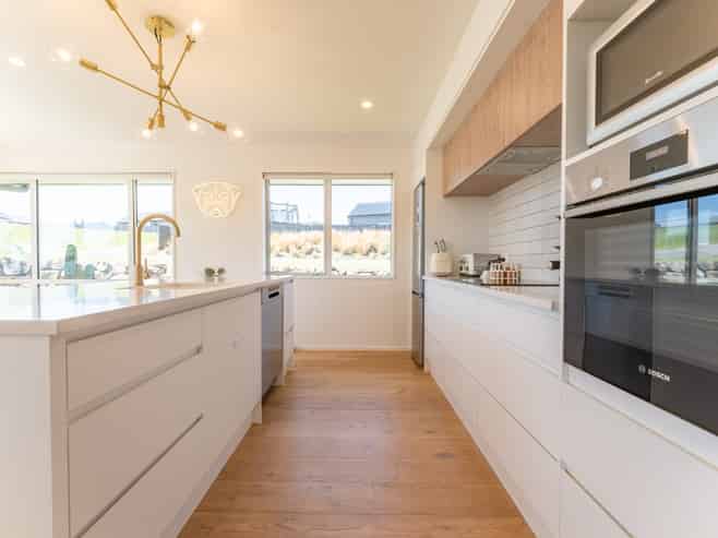 41 Meadowstone Street, Gleniti