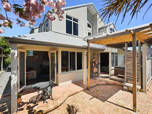 12 Dover Road, Saint Andrews