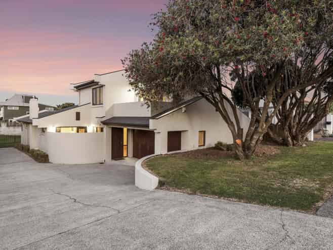 145 Oceanview Road, Mount Maunganui