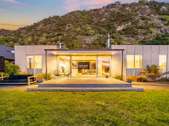 505 Muritai Road, Eastbourne