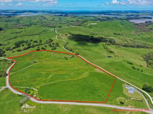 156 Marohemo Road, Maungaturoto