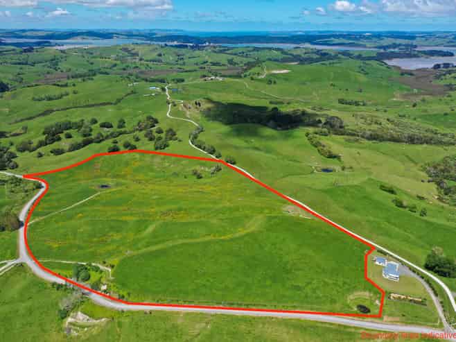 156 Marohemo Road, Maungaturoto