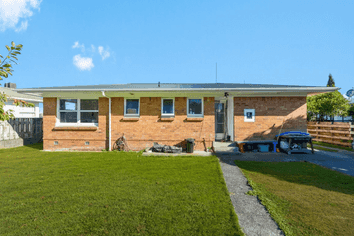 11 Yvonne Street, Melville