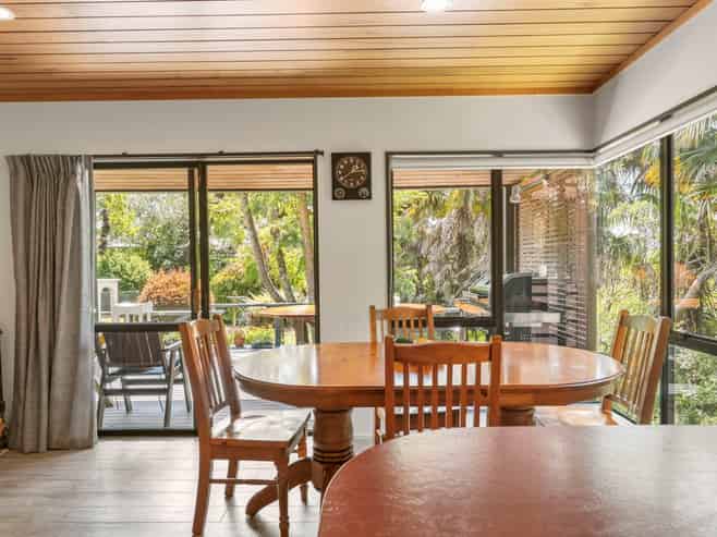 296 Omokoroa Road, Omokoroa