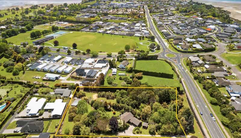 296 Omokoroa Road, Omokoroa