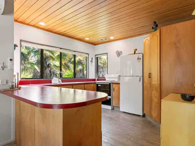 296 Omokoroa Road, Omokoroa