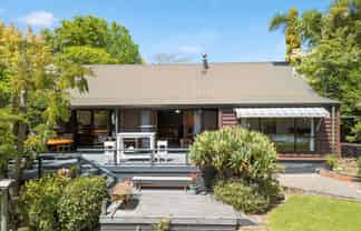 296 Omokoroa Road, Omokoroa