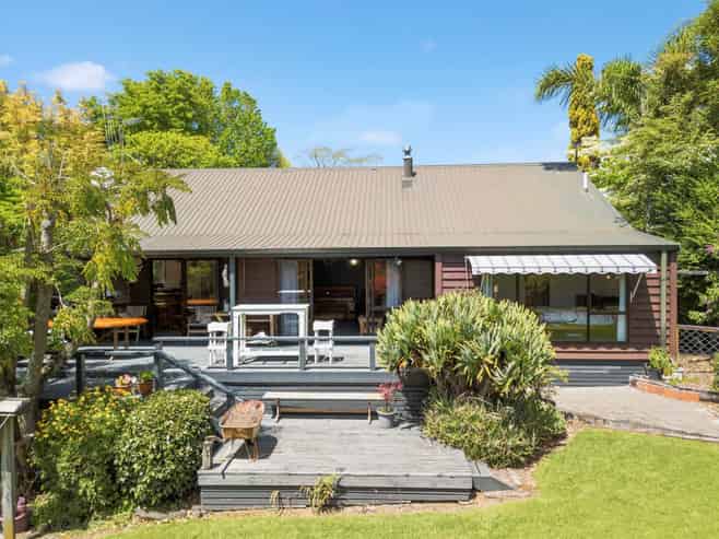 296 Omokoroa Road, Omokoroa