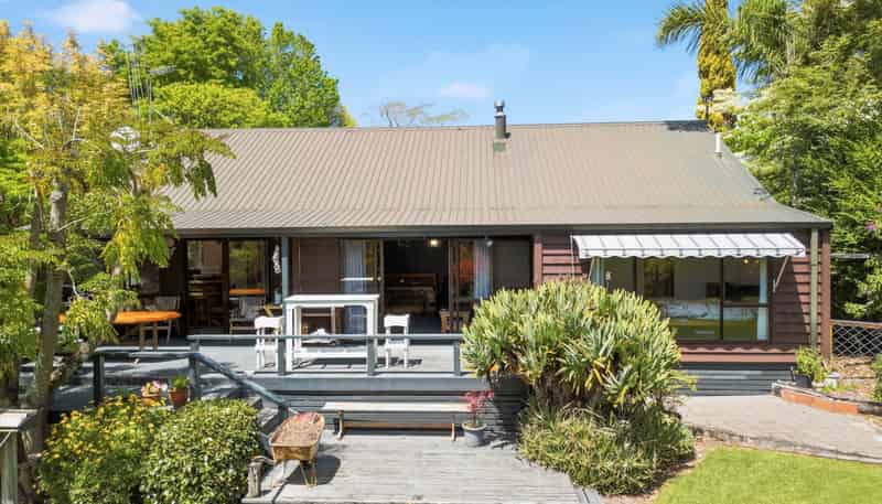 296 Omokoroa Road, Omokoroa