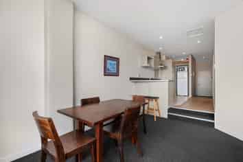 212/107 Thorndon Quay, Pipitea