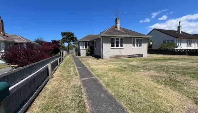682 Childers Road , Te Hapara