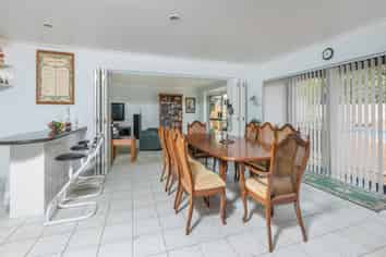 96 Velma Road, Hillcrest