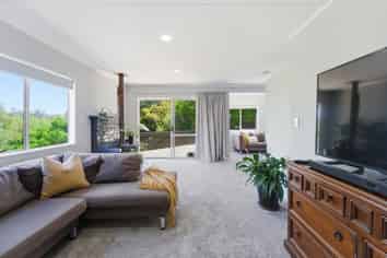 114 Windermere Drive, Poike