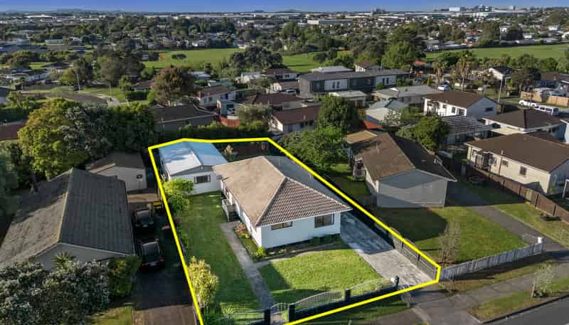 53 Burundi Avenue, Clendon Park