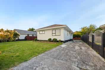 53 Burundi Avenue, Clendon Park