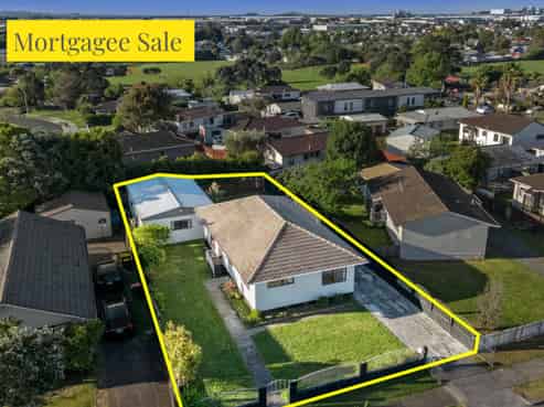 53 Burundi Avenue, Clendon Park