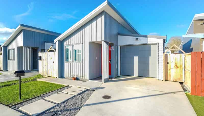 14 Clayden Shuttleworth Street, Papakura