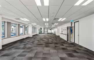 Full floor office in Viaduct