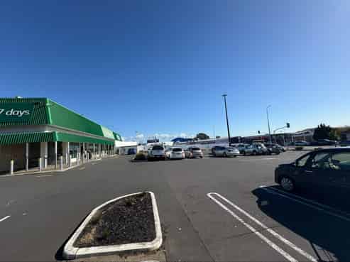 Brand new development – Anchored by Golden Apple