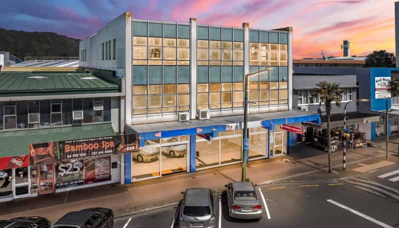 72-76 Queens Drive, Hutt Central