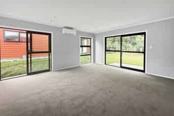 12 Winnie Close, Acacia Bay